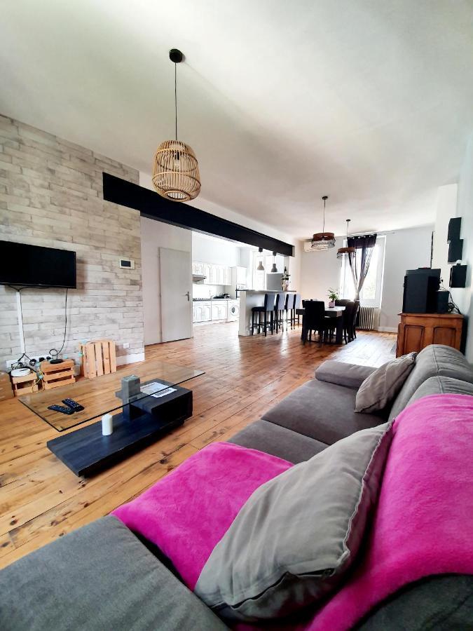 Appartement Spacieux, Wifi ,Cafe A Volonte Blaye-Les-Mines Buitenkant foto