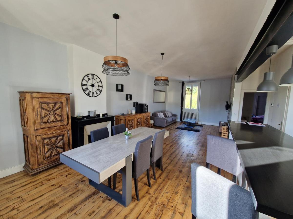 Appartement Spacieux, Wifi ,Cafe A Volonte Blaye-Les-Mines Buitenkant foto
